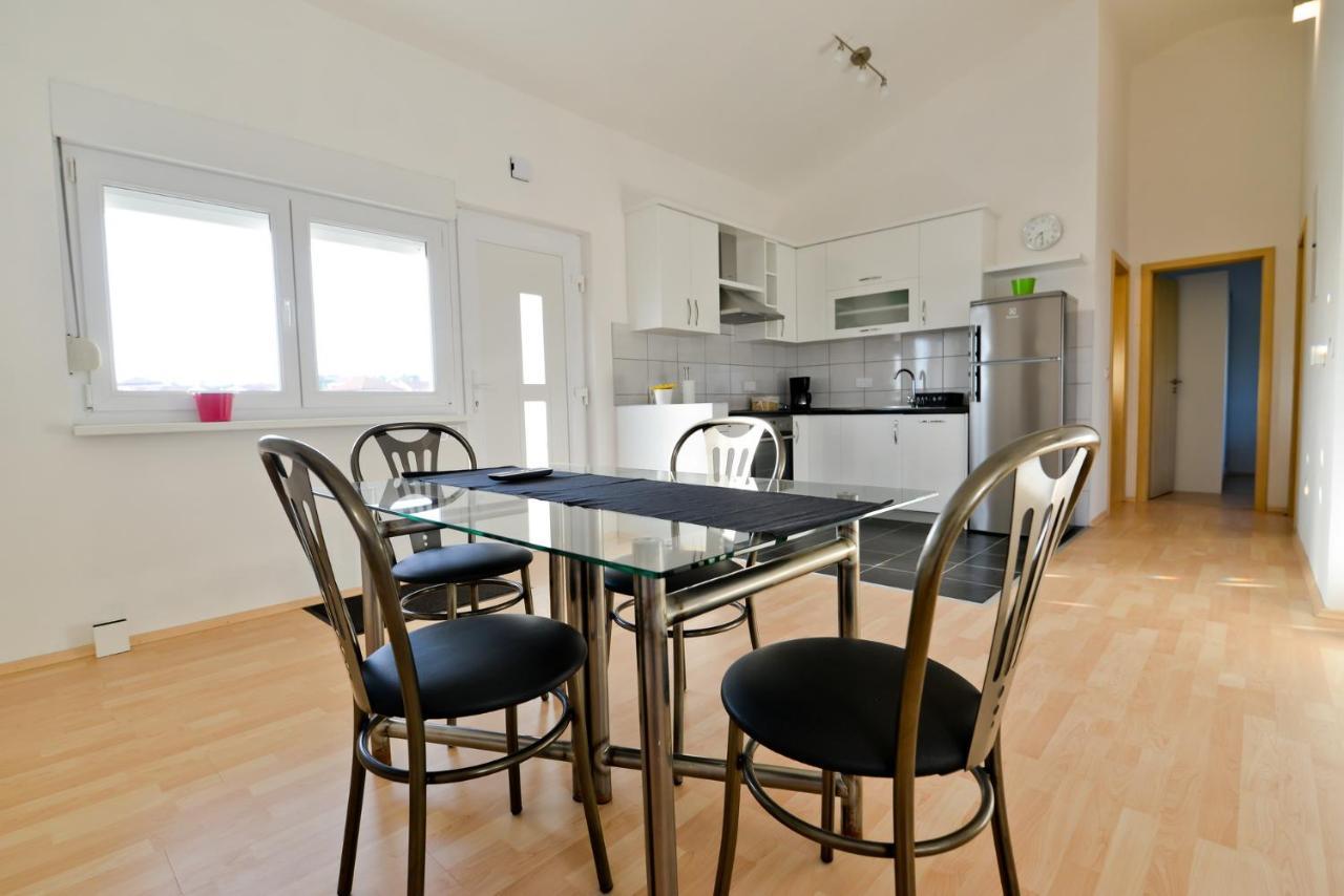 Apartmani Vidikovac Dokoza Zara Esterno foto